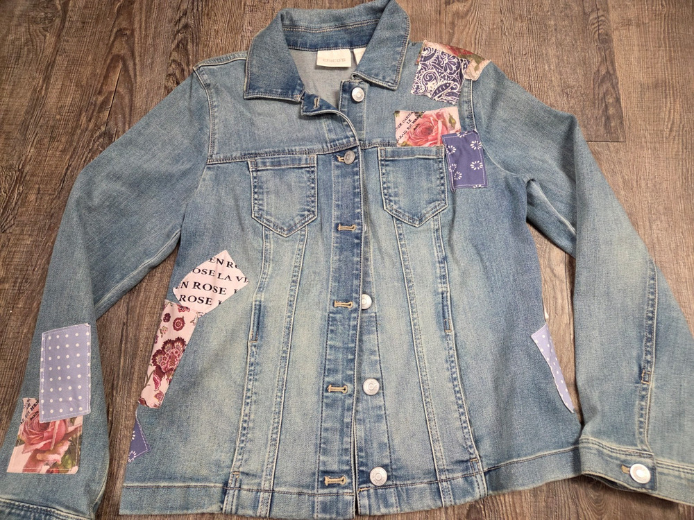 Chico's Patch Applique Blue Denim Jean Jacket Patchwork Boho Stretch 0 - Small
